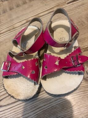 Kids Sun San Pink Heart Cutout Sandals